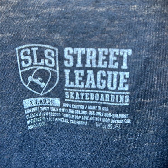 Street League Skateboarding 🛹 graphic tee black with white & red text size XL - Picture 4 of 4